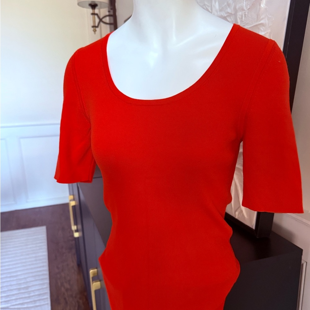 Ann Taylor NWOT red thin sweater top‎